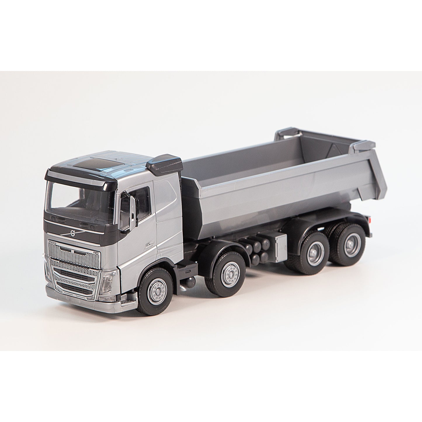 Volvo Tipp 4-axl Silver – bild 2