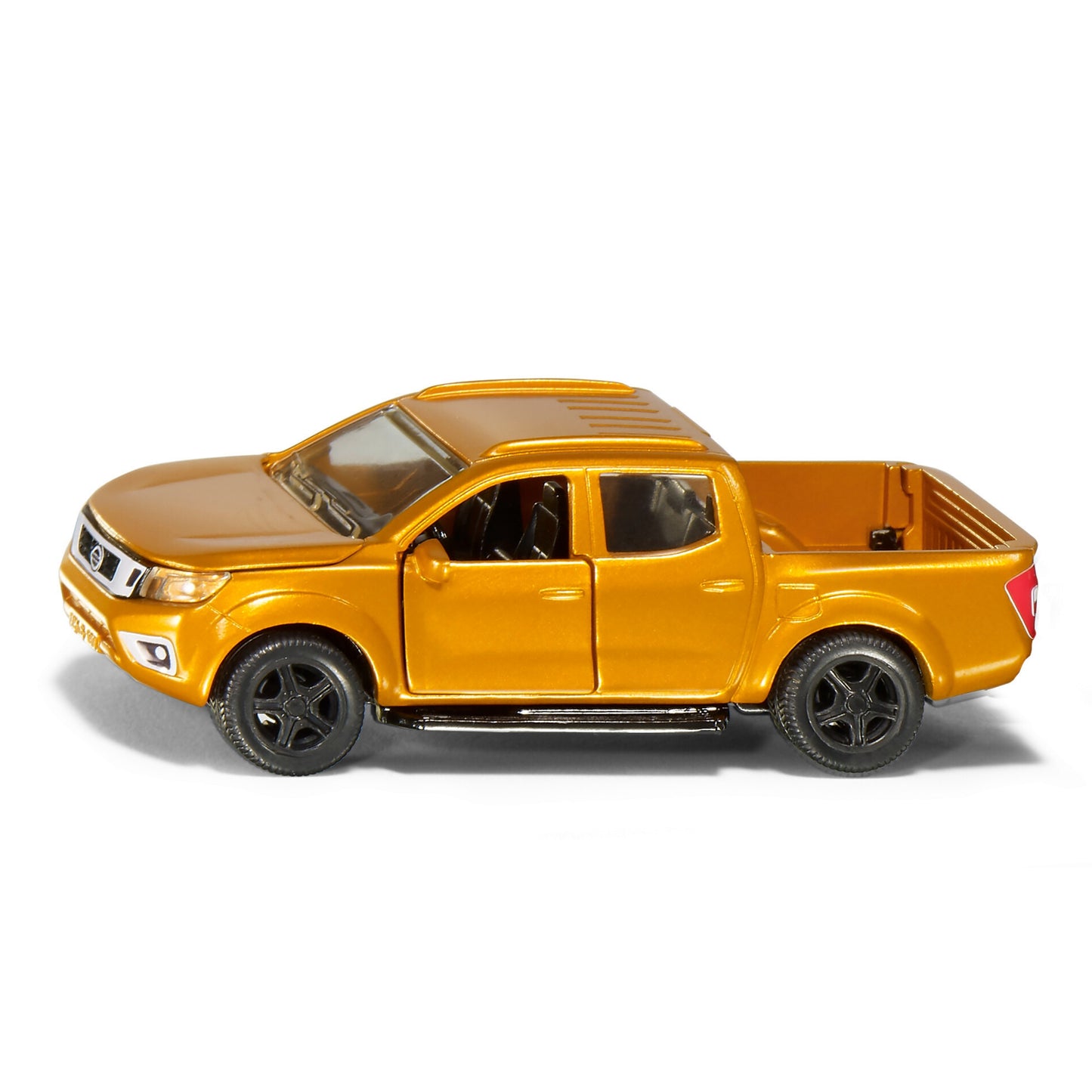 Nissan Navara – bild 1
