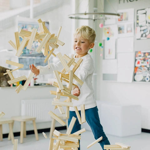 MICKI BYGGSTAVAR 1 000 ST