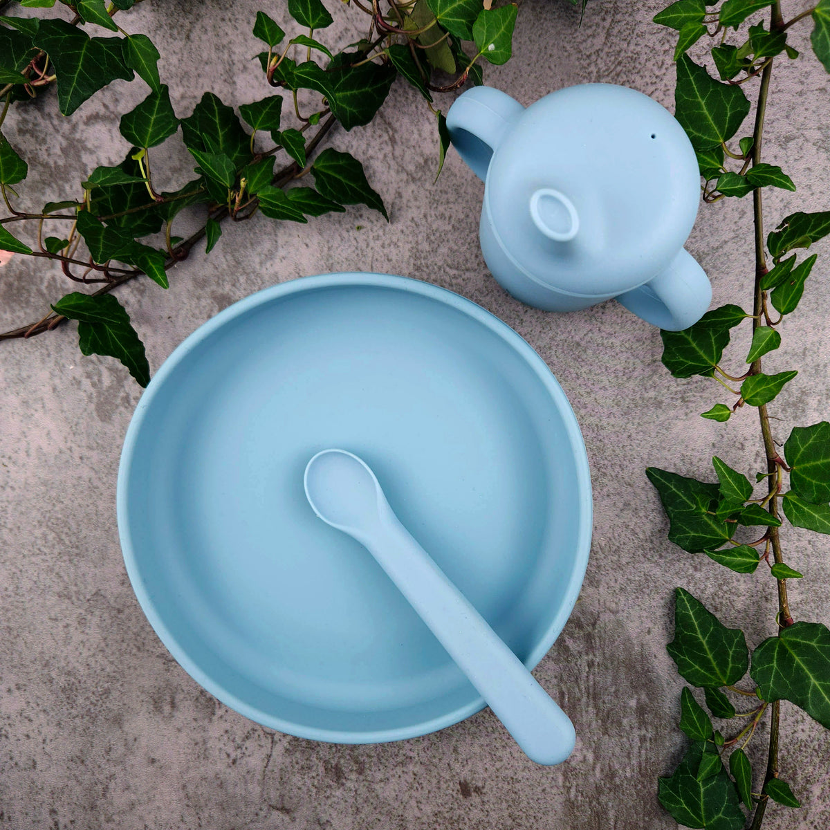 Tallrik och sked silikon stone blue