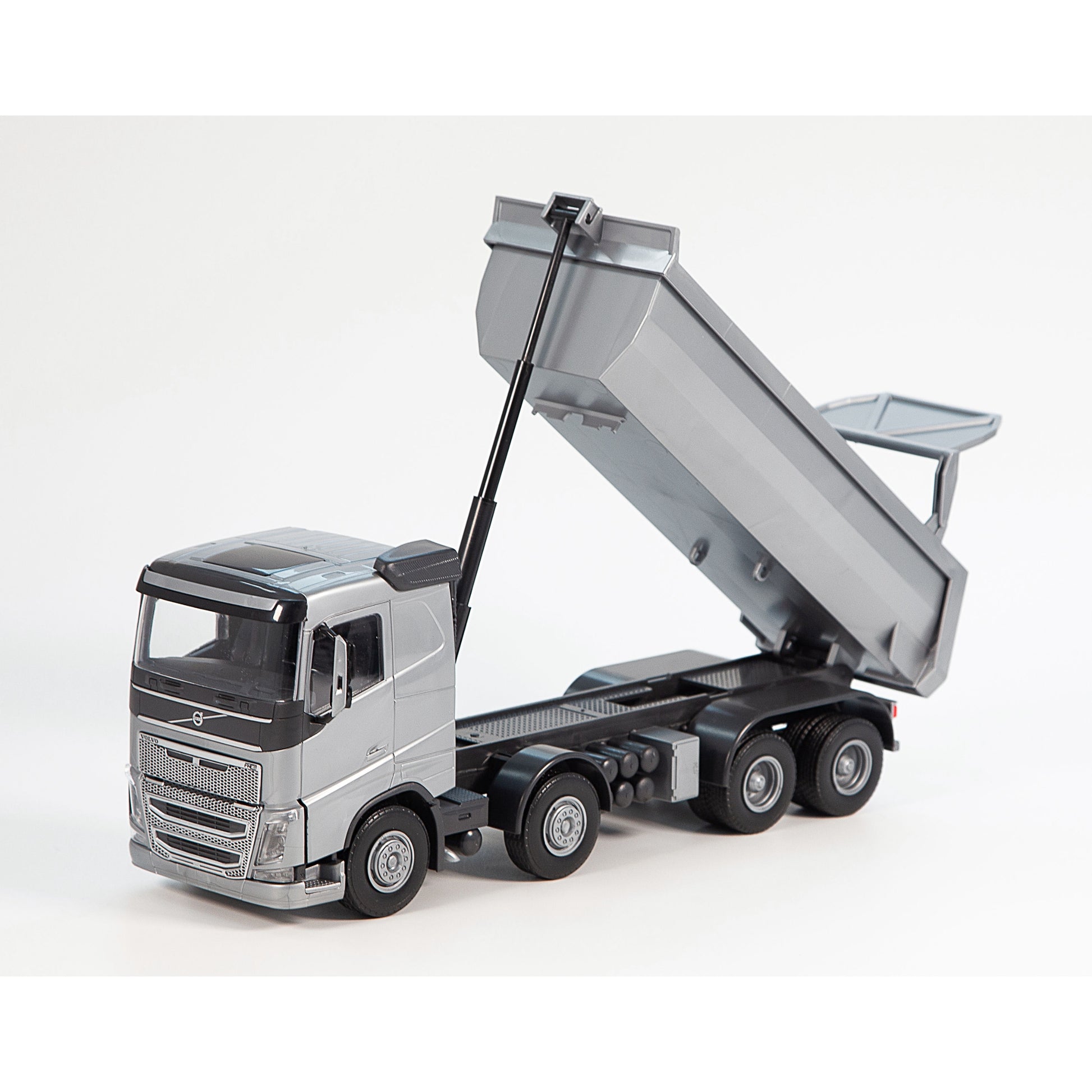 Volvo Tipp 4-axl Silver – bild 1
